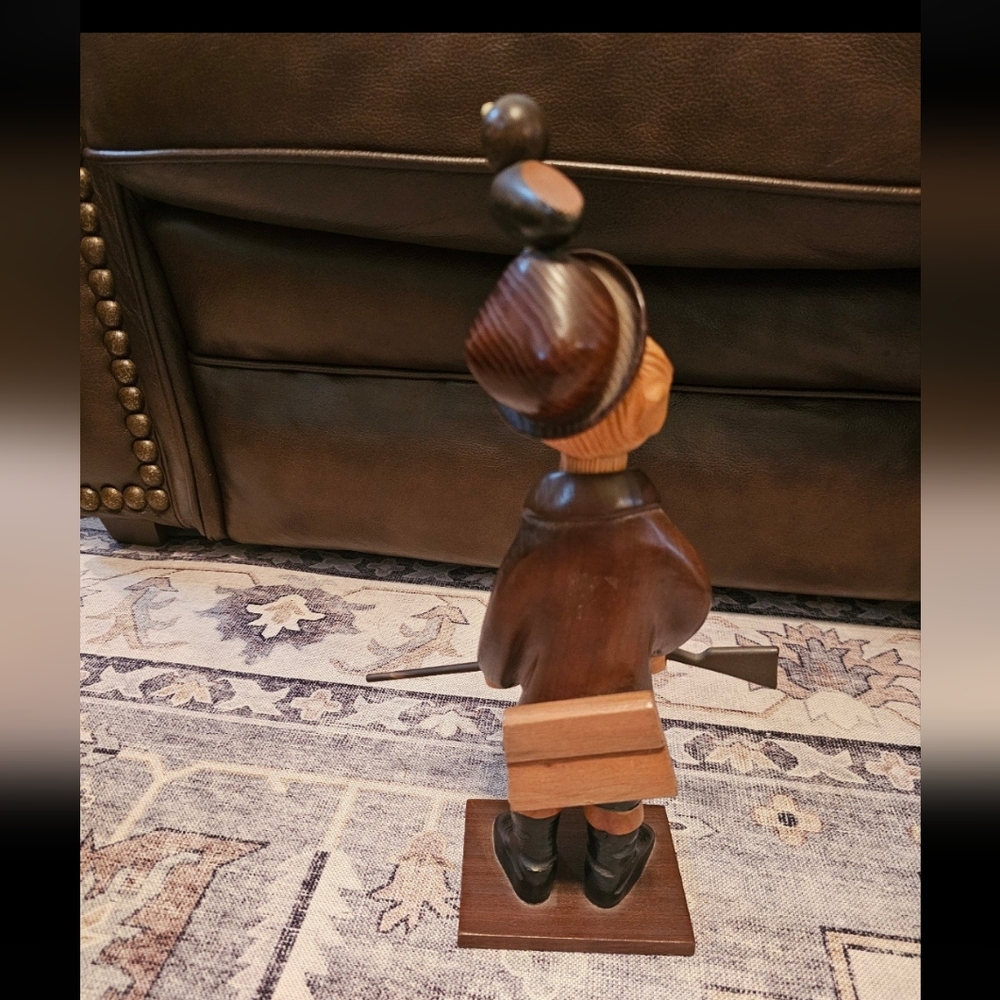 Vintage Romer Italian Wood Carved Duck Hunter Figurine - Picture 3 of 5